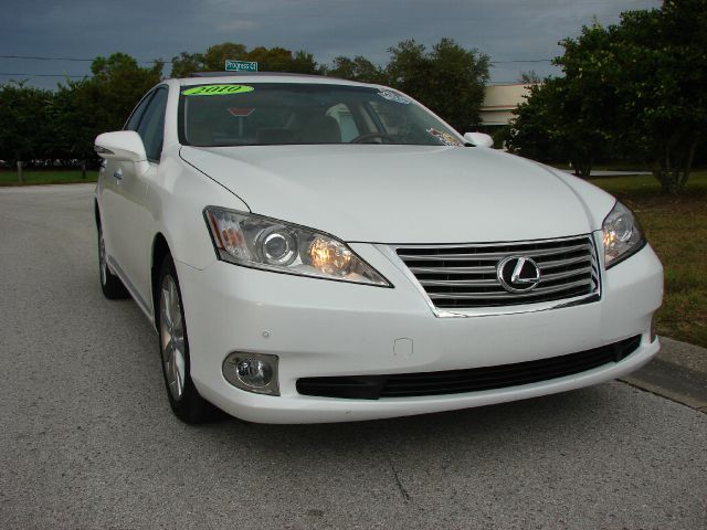 Lexus ES 350 2010 photo 2