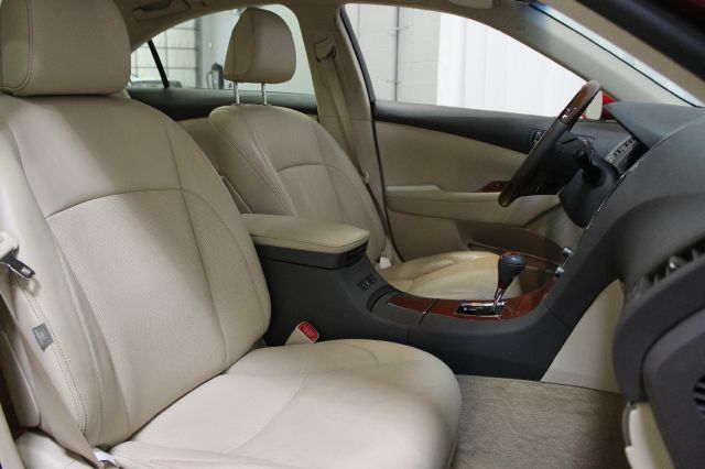 Lexus ES 350 2010 photo 10