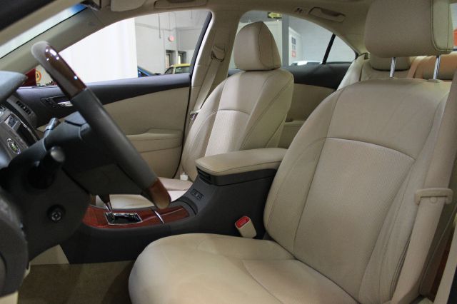 Lexus ES 350 2010 photo 27