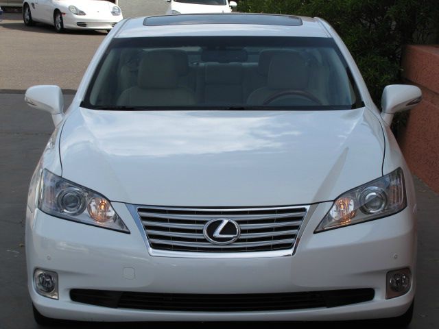 Lexus ES 350 2010 photo 2