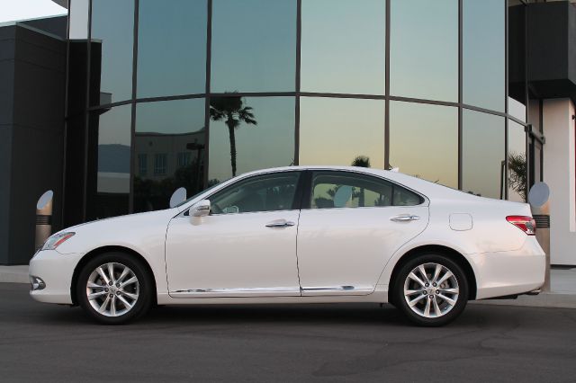 Lexus ES 350 2010 photo 19