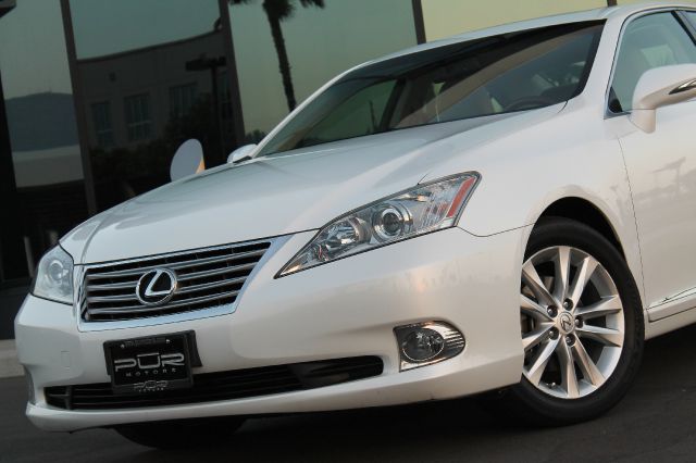 Lexus ES 350 2010 photo 2