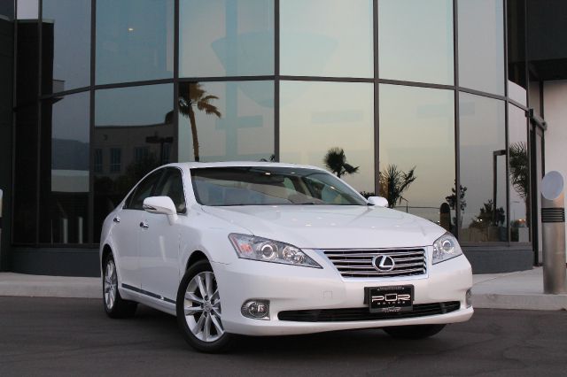 Lexus ES 350 2010 photo 22