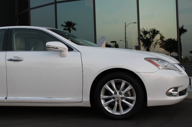 Lexus ES 350 2010 photo 3