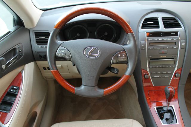 Lexus ES 350 2010 photo 6