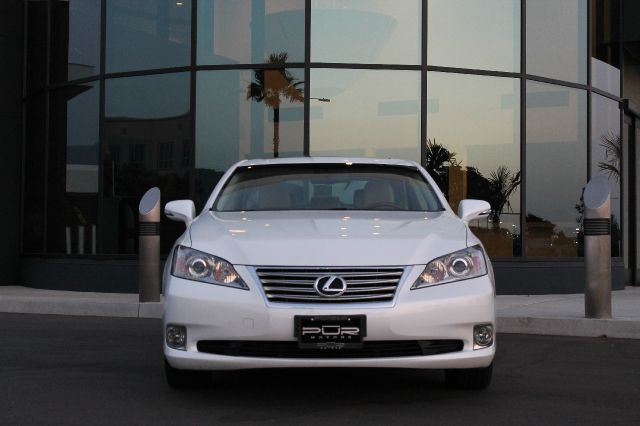 Lexus ES 350 2010 photo 9