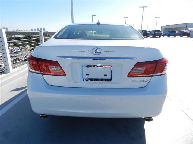 Lexus ES 350 2012 photo 3