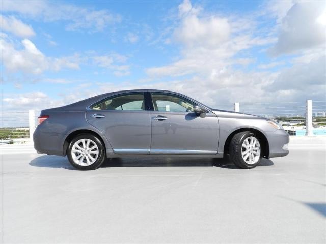 Lexus ES 350 2012 photo 2