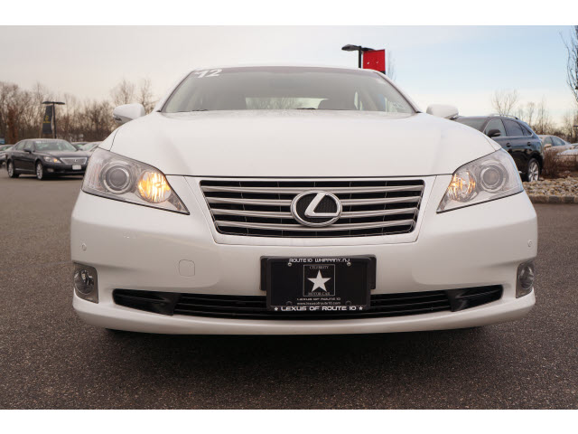 Lexus ES 350 Base Unspecified