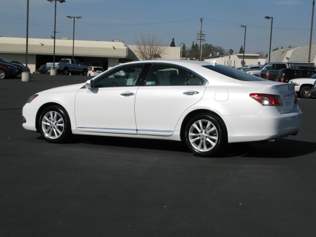 Lexus ES 350 2012 photo 2