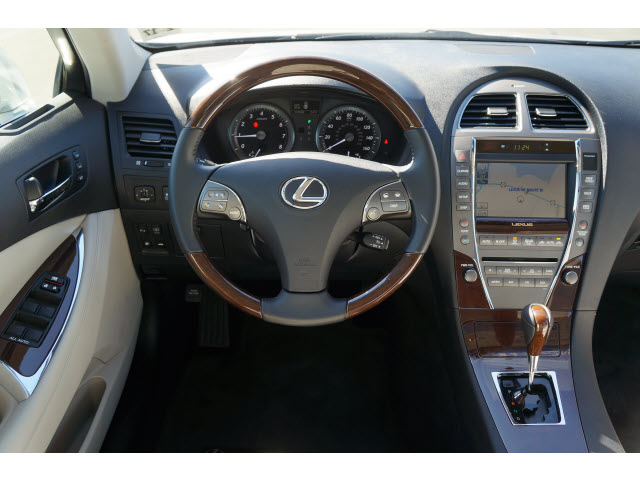 Lexus ES 350 2012 photo 2