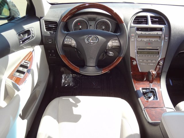 Lexus ES 350 Base Unspecified