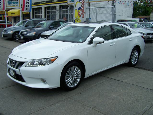 Lexus ES 350 2013 photo 3