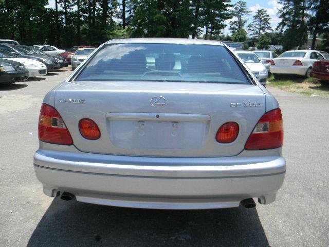 Lexus GS 300 1998 photo 2