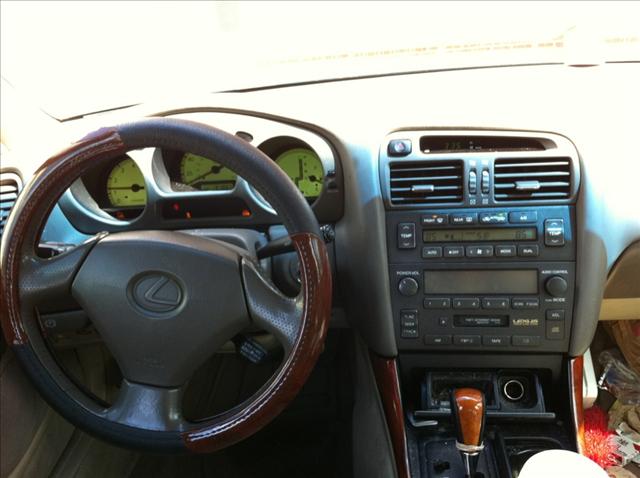 Lexus GS 300 1998 photo 2