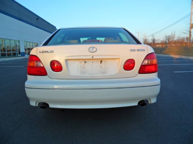 Lexus GS 300 1999 photo 2