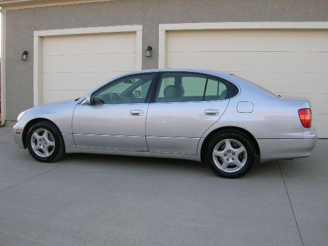 Lexus GS 300 1999 photo 1