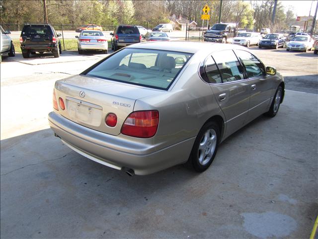 Lexus GS 300 1999 photo 2