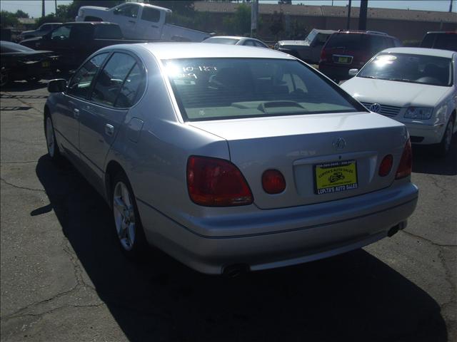 Lexus GS 300 1999 photo 2