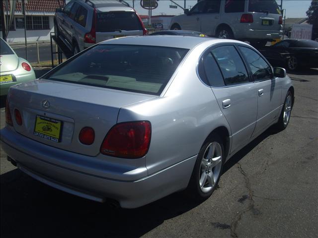 Lexus GS 300 1999 photo 3