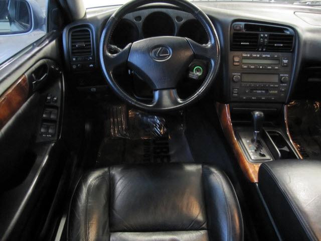 Lexus GS 300 1999 photo 3