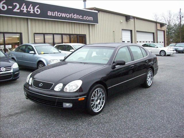 Lexus GS 300 1999 photo 1