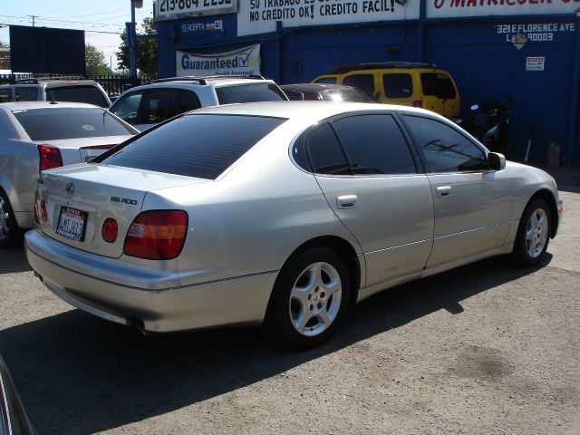 Lexus GS 300 2000 photo 12