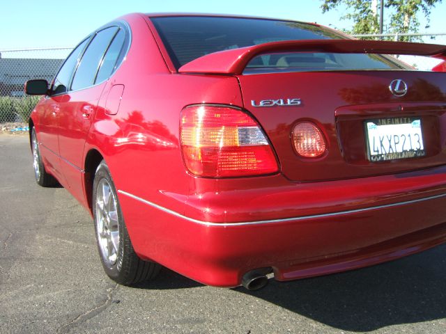 Lexus GS 300 2000 photo 2