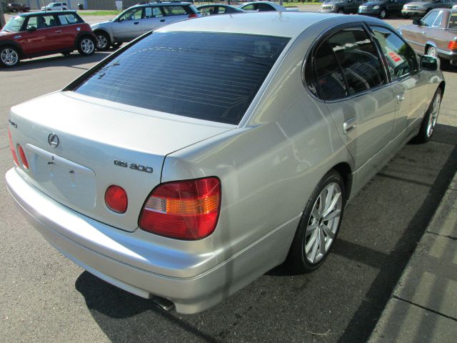 Lexus GS 300 2000 photo 14