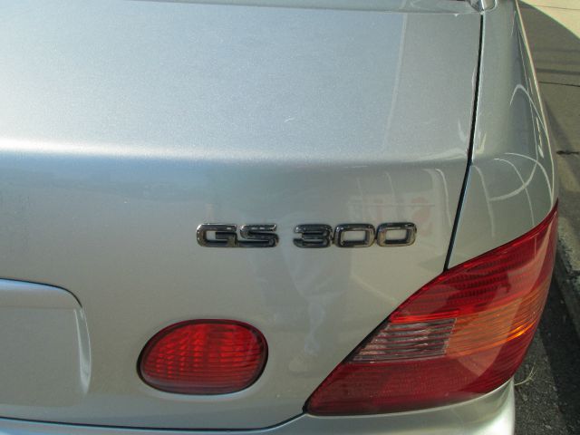 Lexus GS 300 2000 photo 3