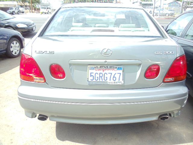 Lexus GS 300 2001 photo 2