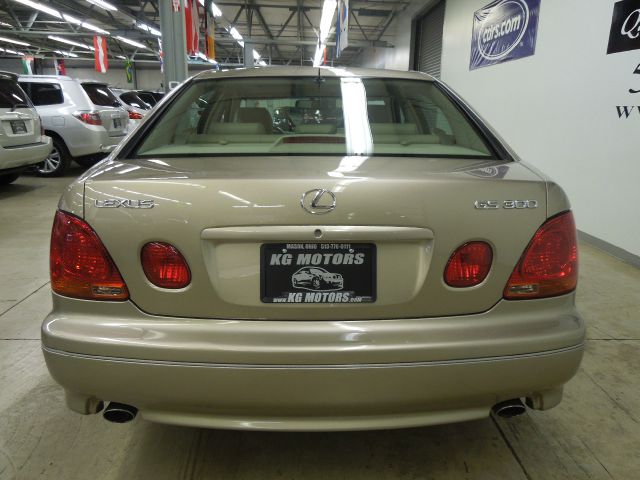 Lexus GS 300 2001 photo 26