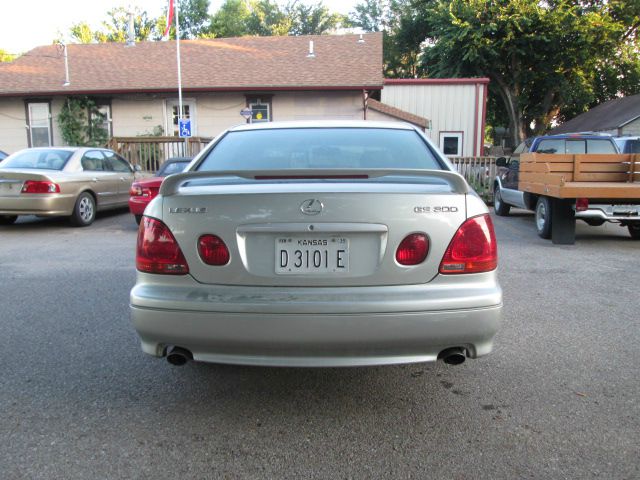 Lexus GS 300 2001 photo 2