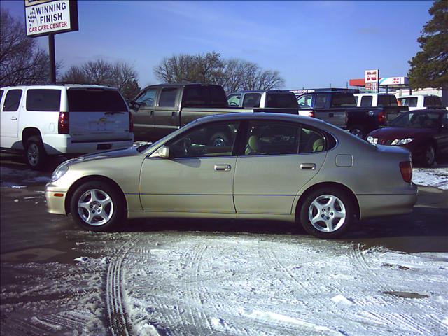 Lexus GS 400 Base Sedan