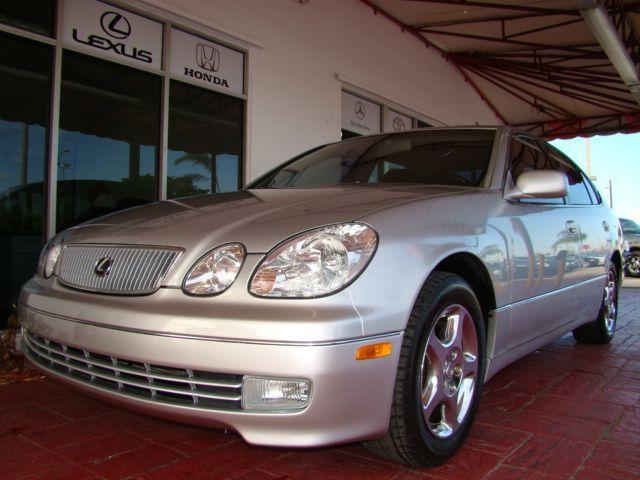 Lexus GS 400 1998 photo 2