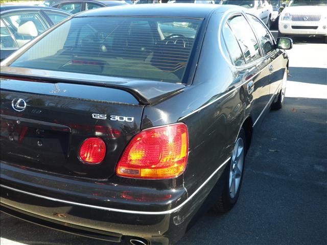 Lexus GS 400 1998 photo 2