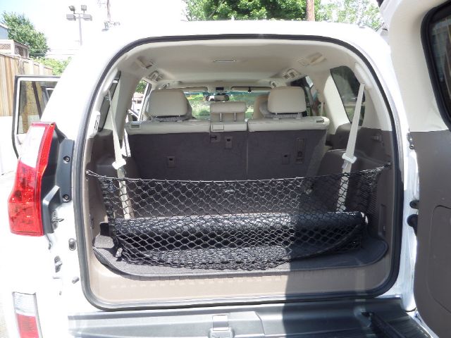 Lexus GX 460 2010 photo 20