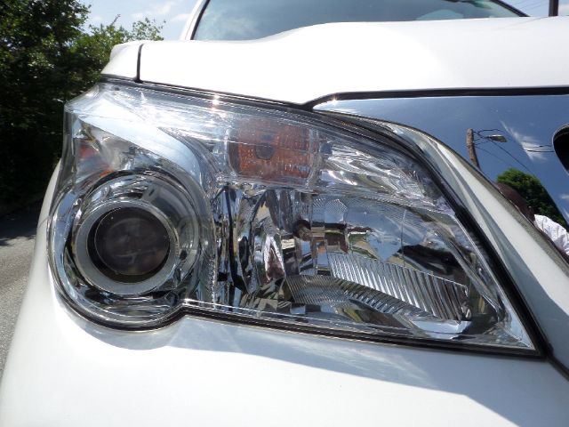 Lexus GX 460 2010 photo 21