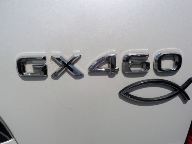 Lexus GX 460 2010 photo 43