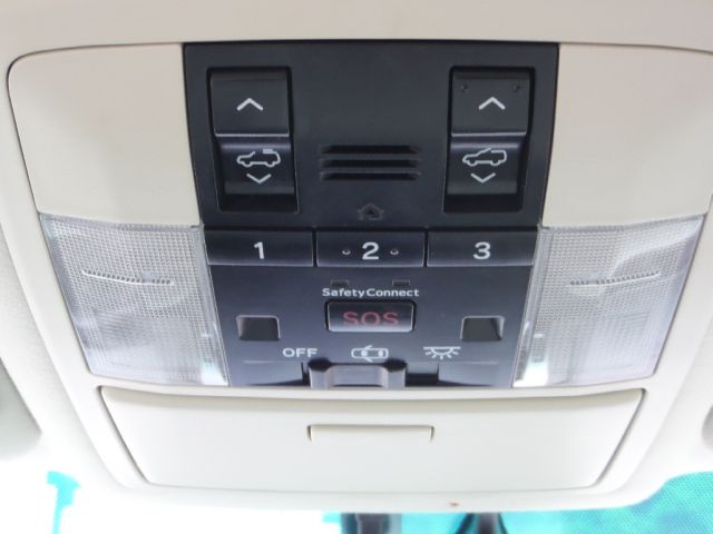 Lexus GX 460 2010 photo 7