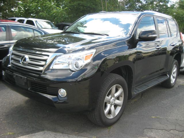 Lexus GX 460 2011 photo 2