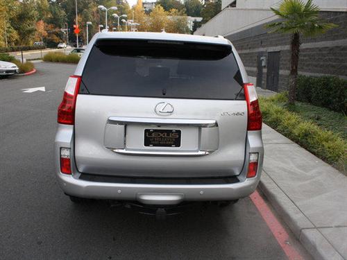 Lexus GX 460 2011 photo 2