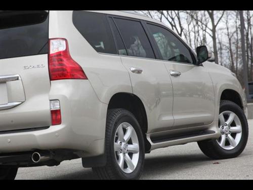 Lexus GX 460 2011 photo 1