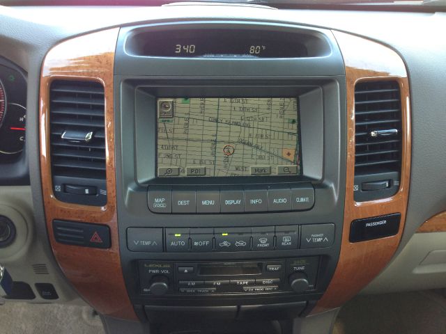 Lexus GX 470 2004 photo 23