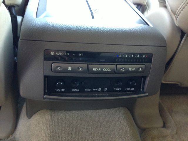 Lexus GX 470 2004 photo 32