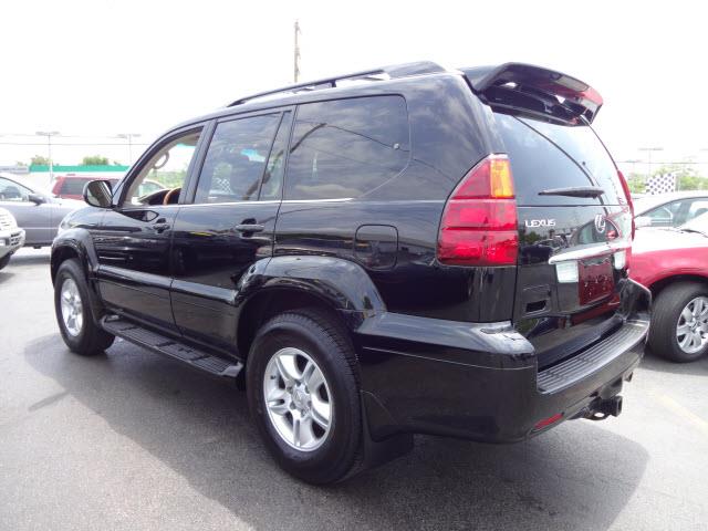 Lexus GX 470 2004 photo 3