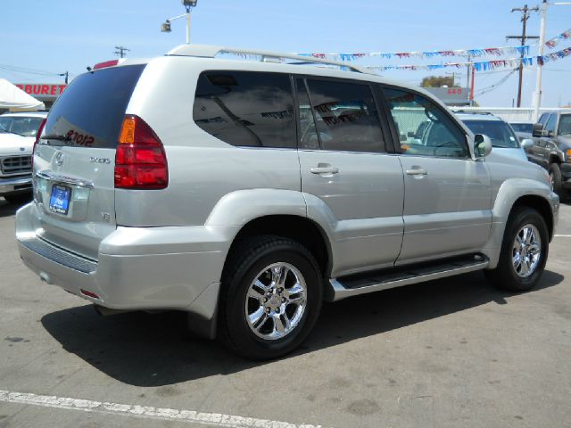 Lexus GX 470 2004 photo 17