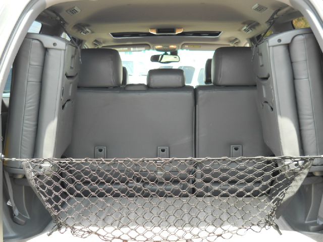 Lexus GX 470 2004 photo 2