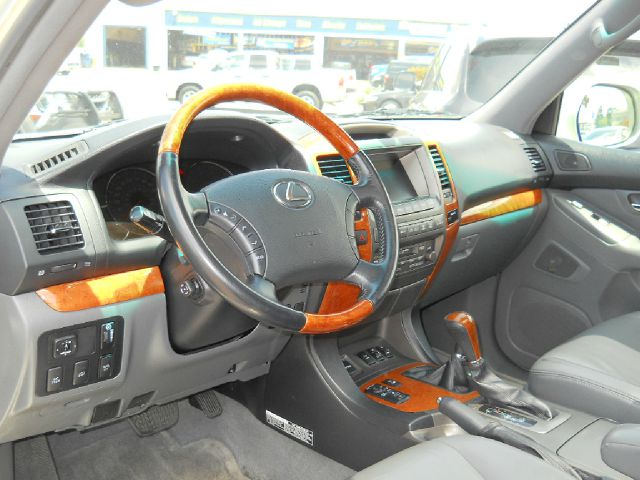 Lexus GX 470 2004 photo 6