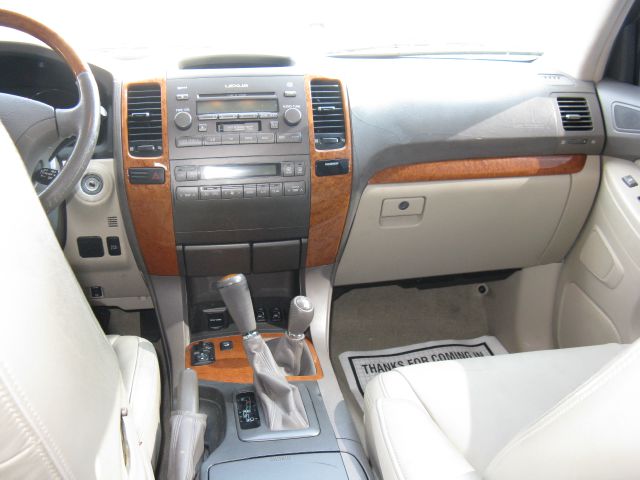 Lexus GX 470 2004 photo 8